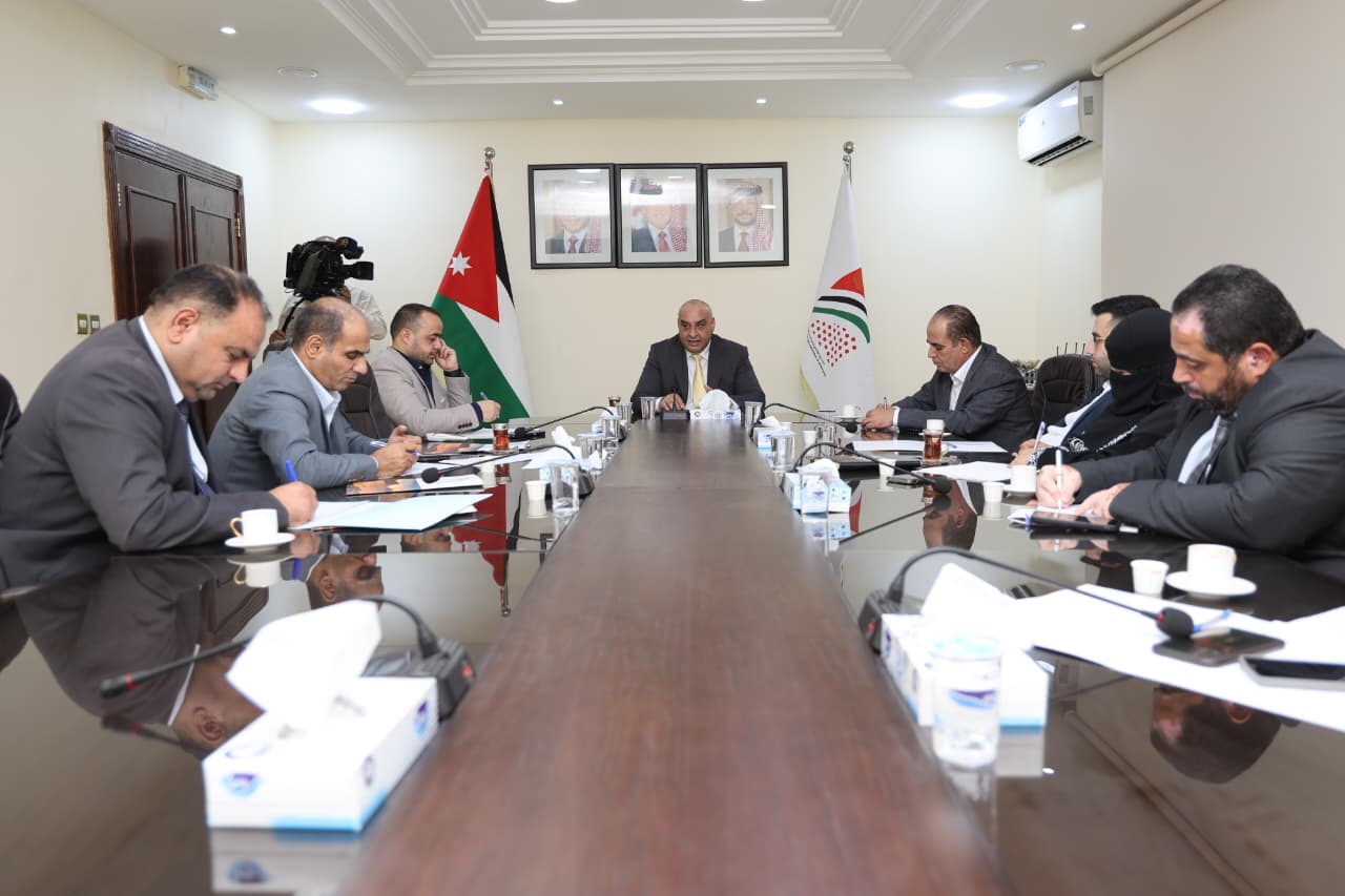 Madar Al-Saa Images 0.4758864809834773