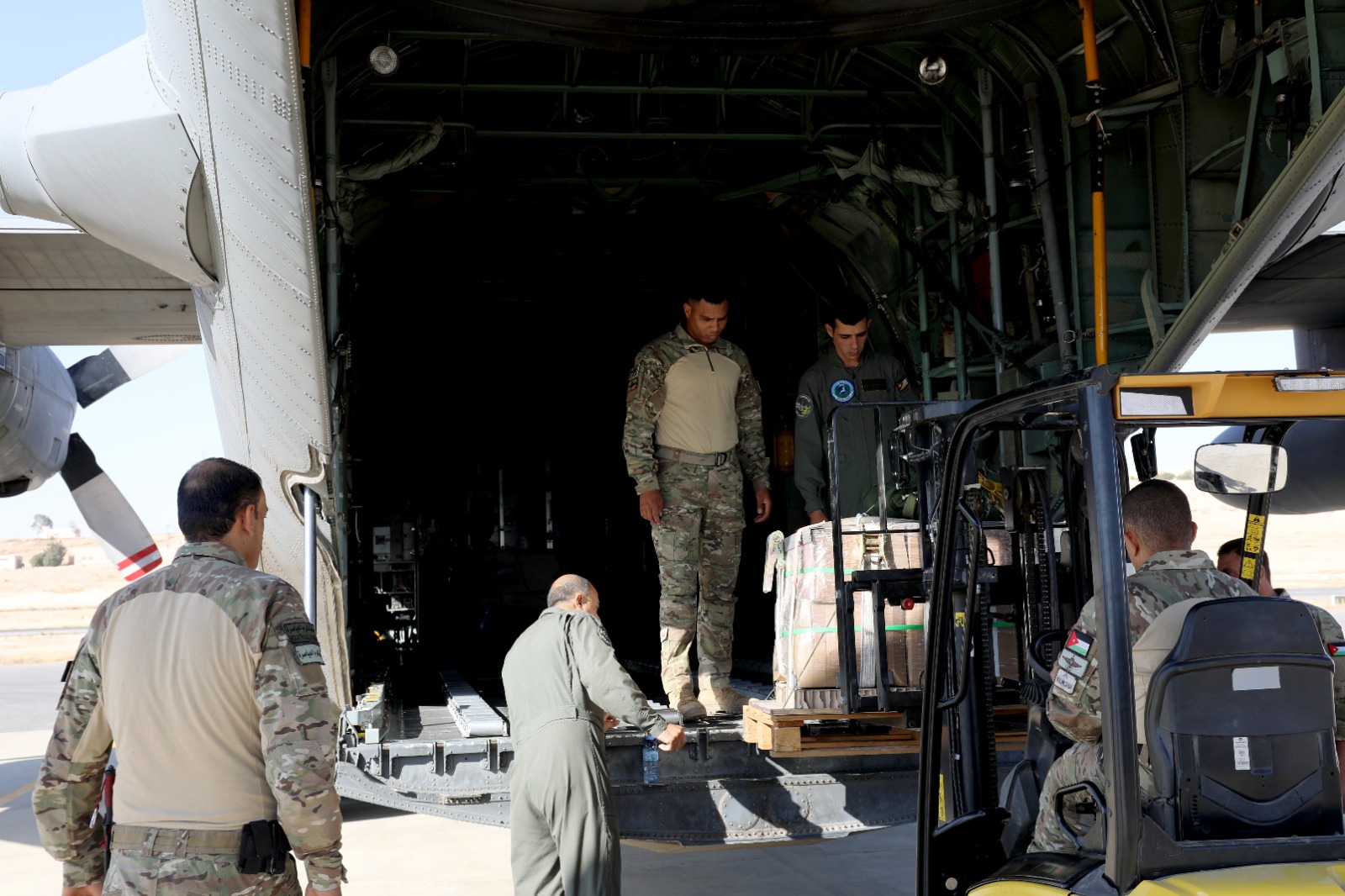 Madar Al-Saa Images 0.21275641559443514