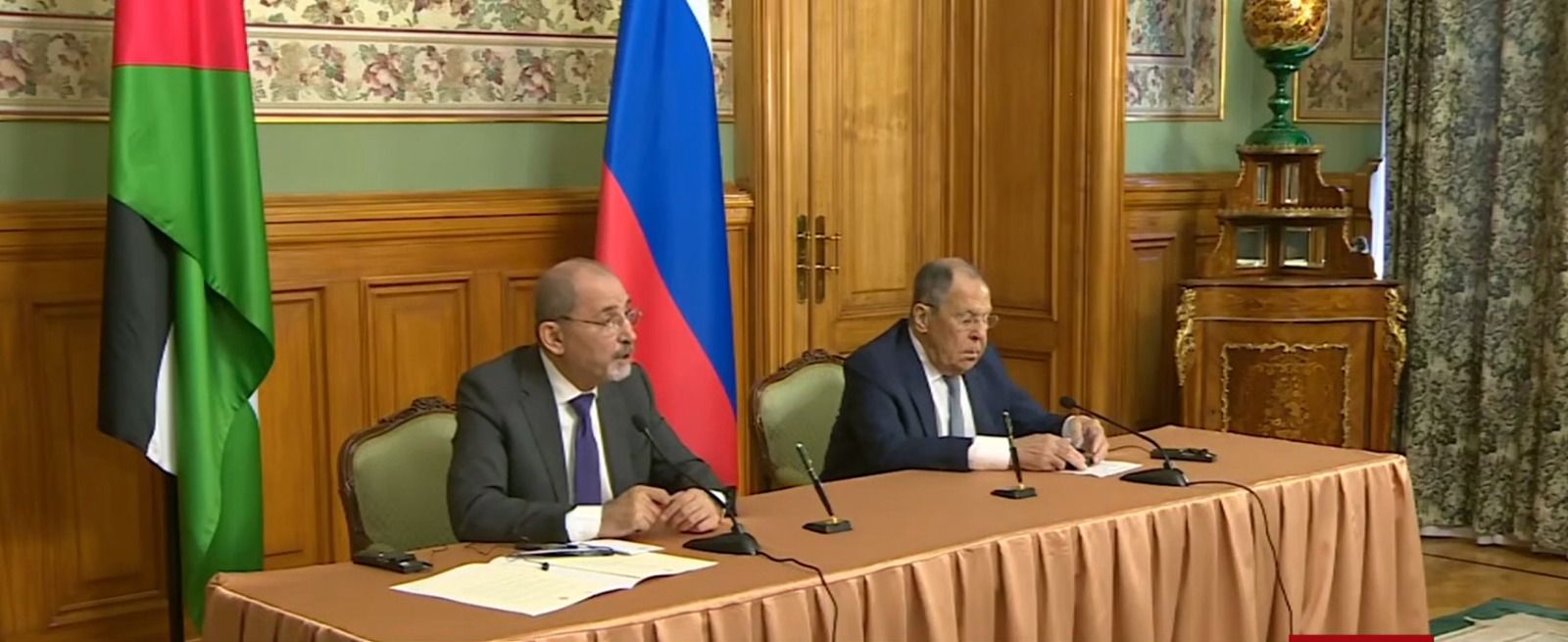 Madar Al-Saa Images 0.5236993466663685