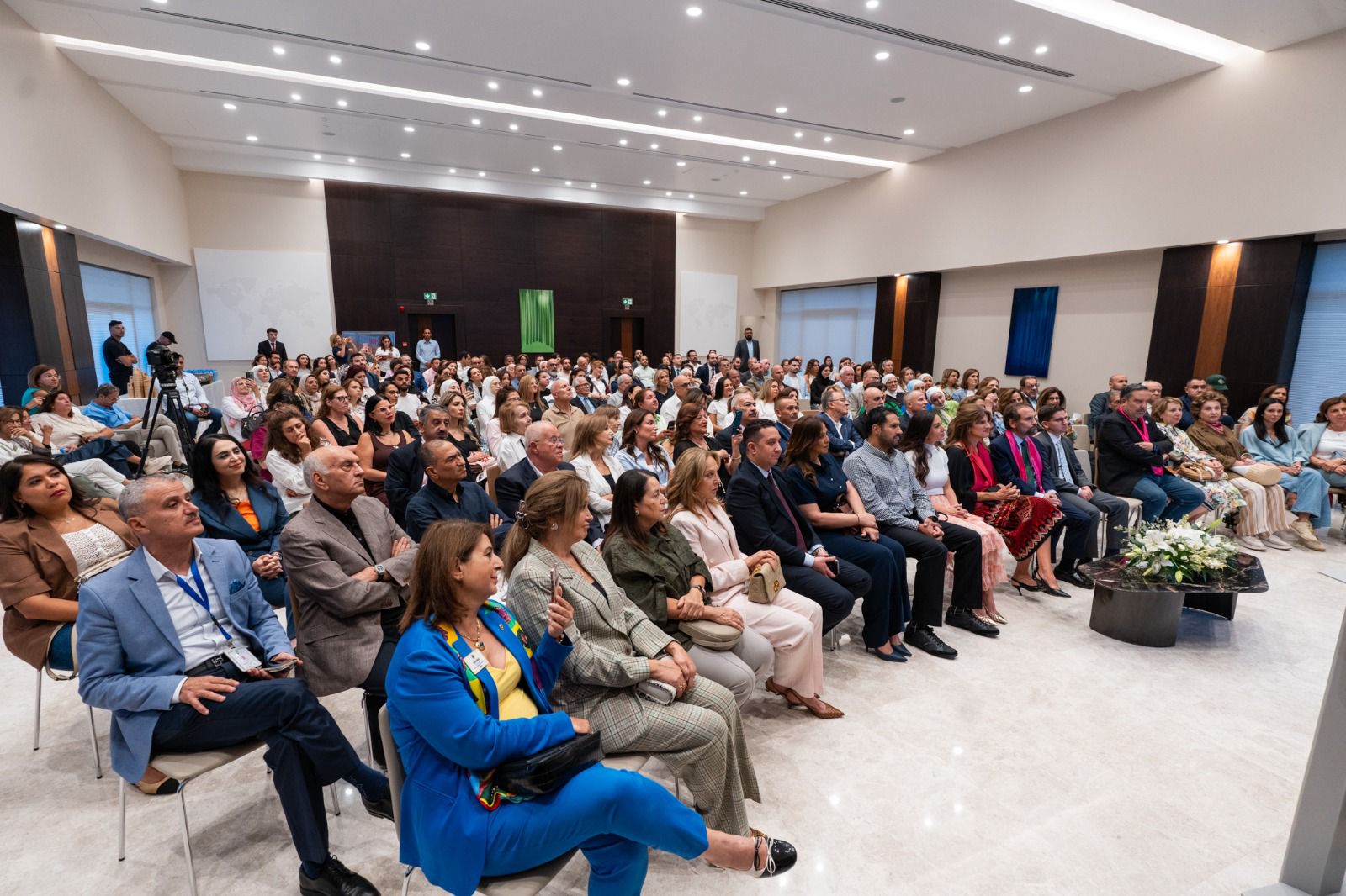 Madar Al-Saa Images 0.5149087566714488