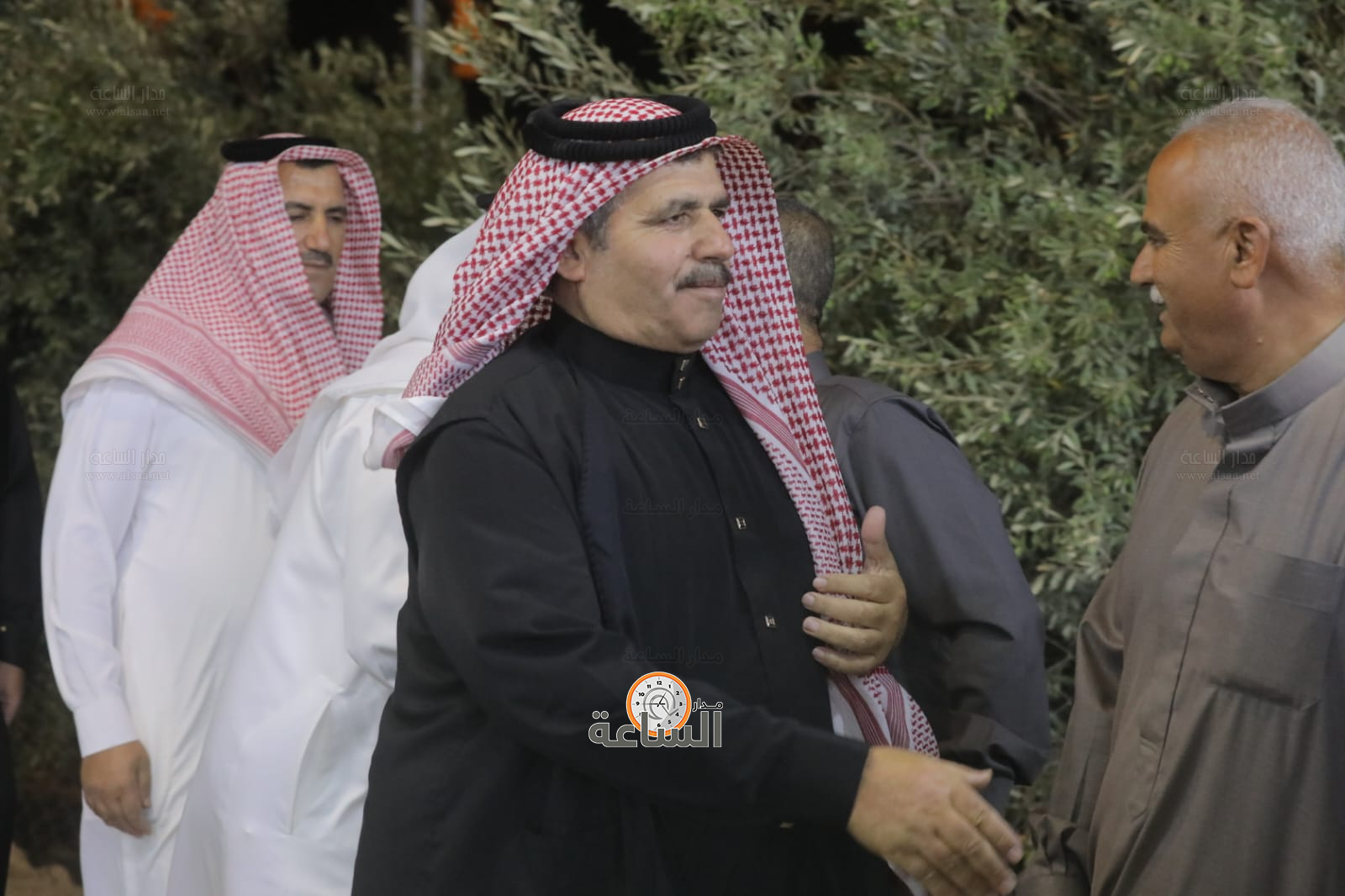 Madar Al-Saa Images 0.3214833888116364