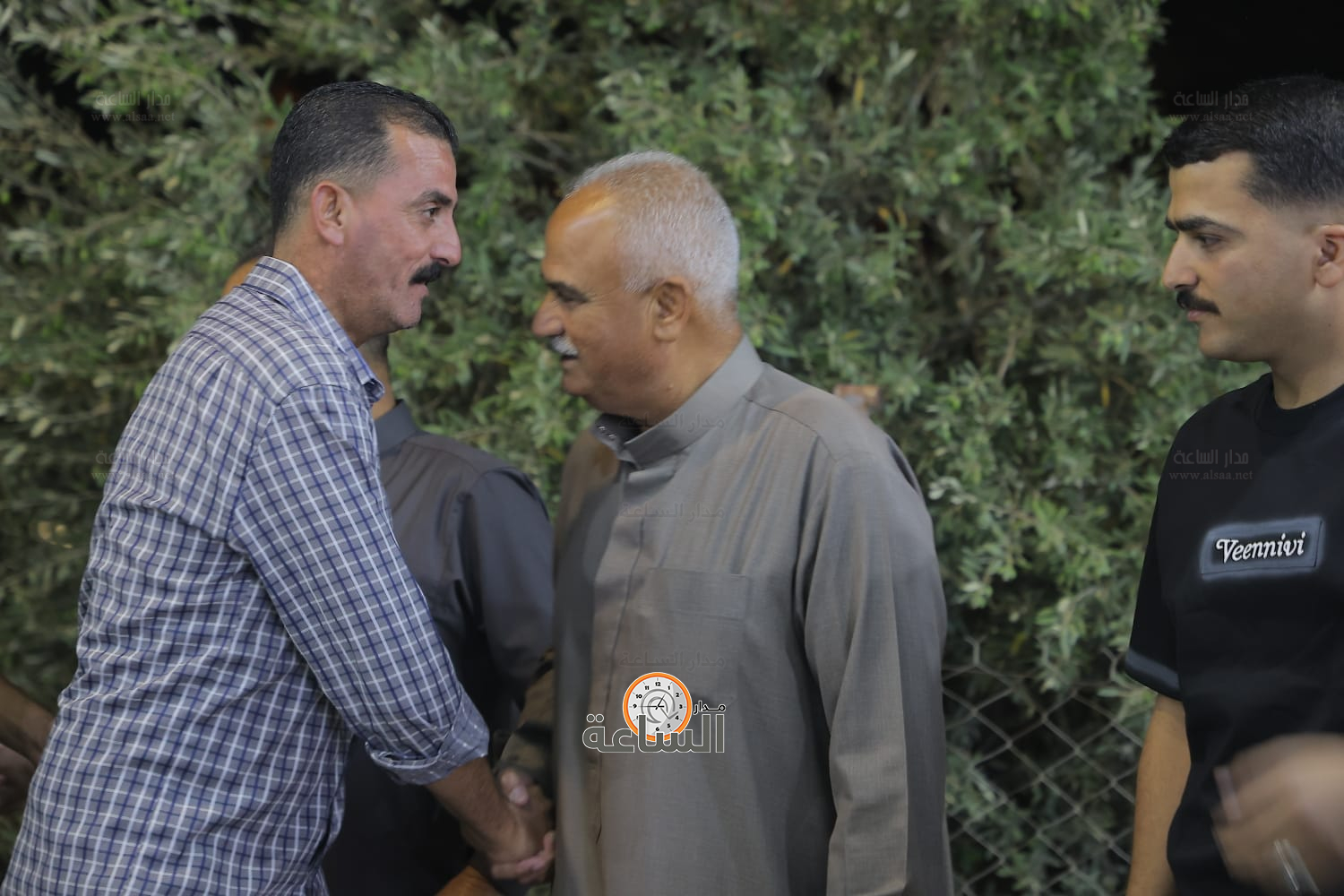 Madar Al-Saa Images 0.03936002516652115