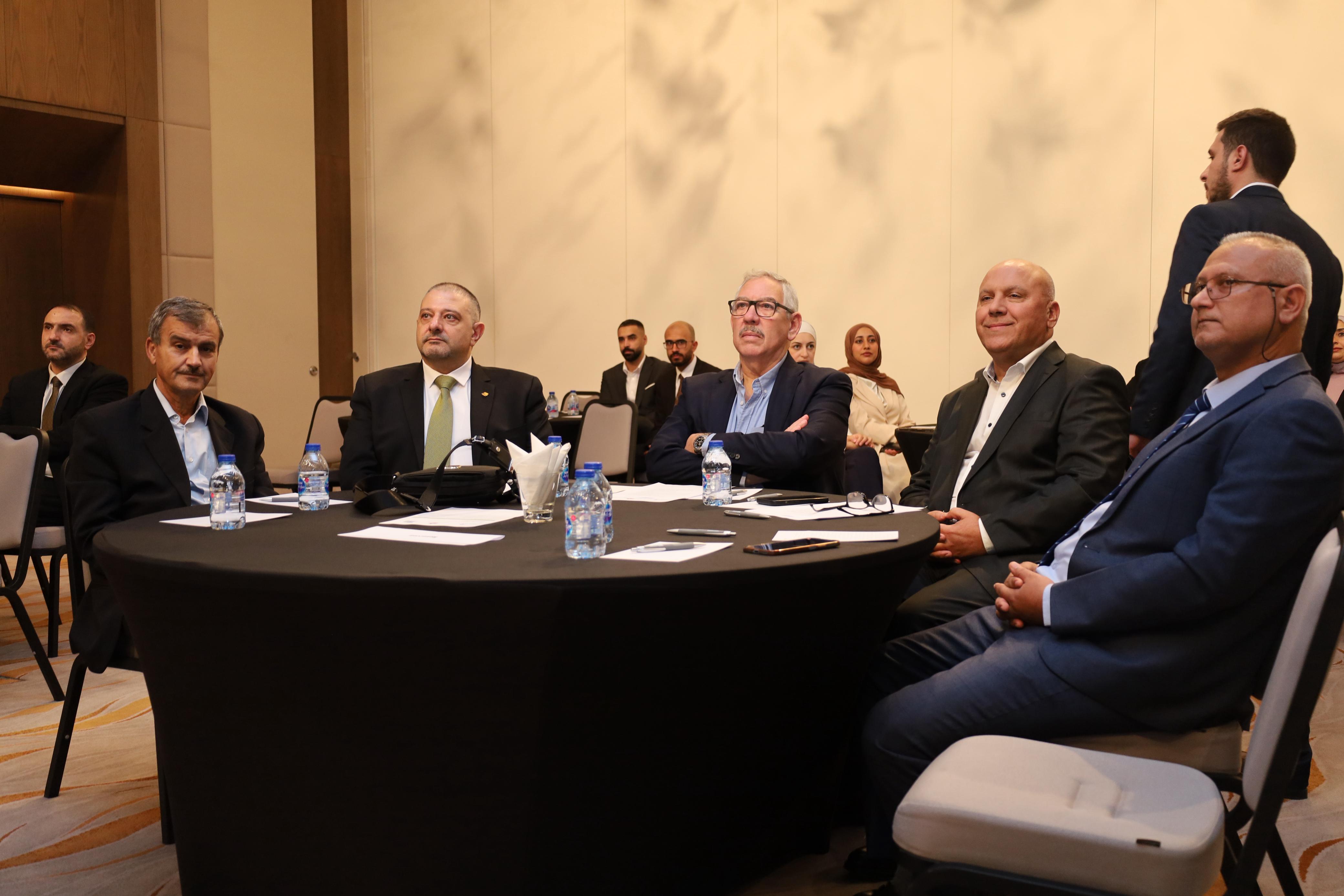 Madar Al-Saa Images 0.7467449274346949