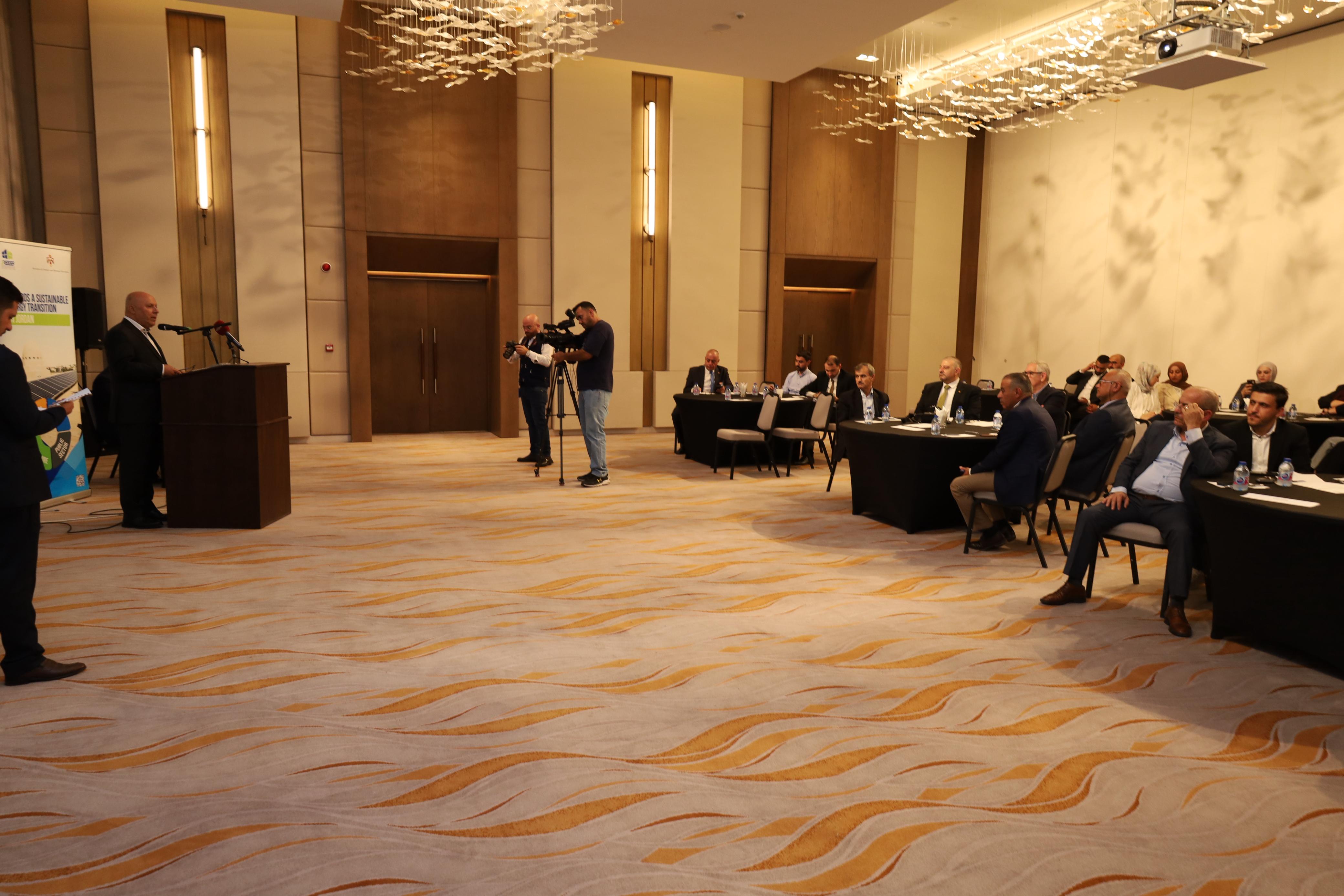 Madar Al-Saa Images 0.3829202281021117