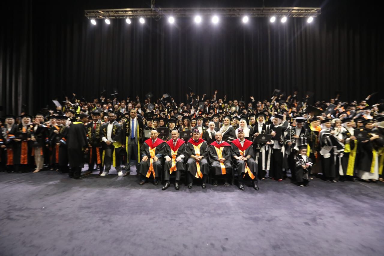 Madar Al-Saa Images 0.5850792336075082