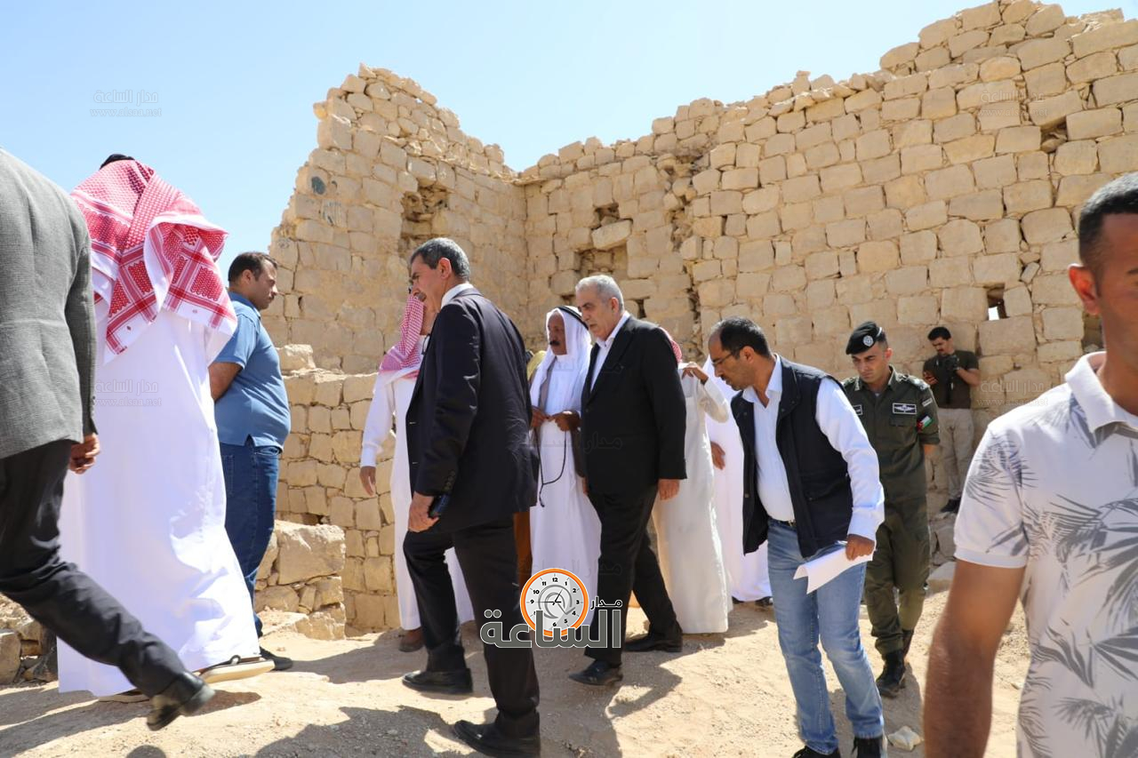 Madar Al-Saa Images 0.1642666179402822