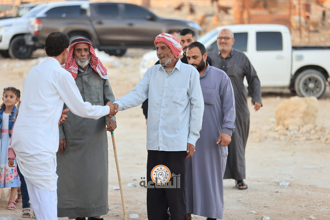 Madar Al-Saa Images 0.404319636757996