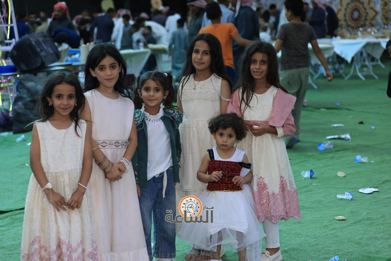 Madar Al-Saa Images 0.7396972270817443