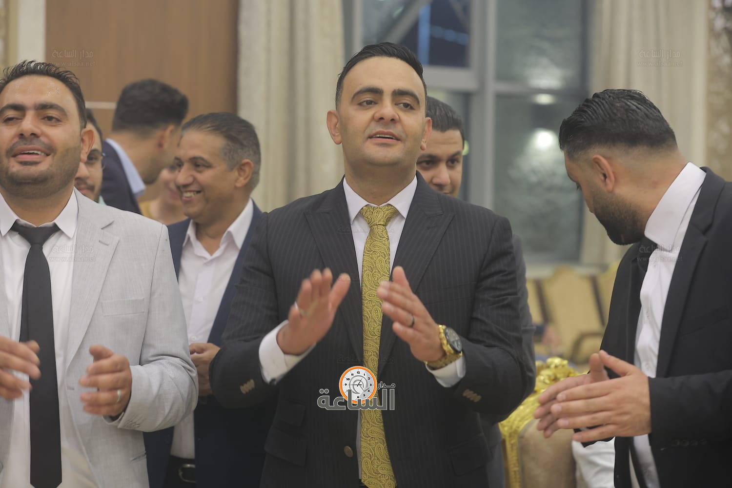 Madar Al-Saa Images 0.5697373880403936