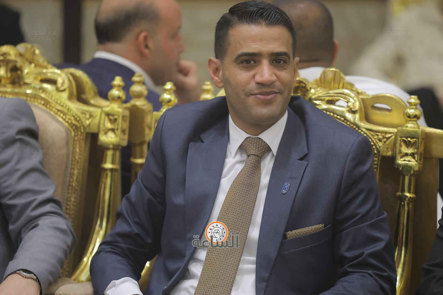 Madar Al-Saa Images 0.4876718453396768