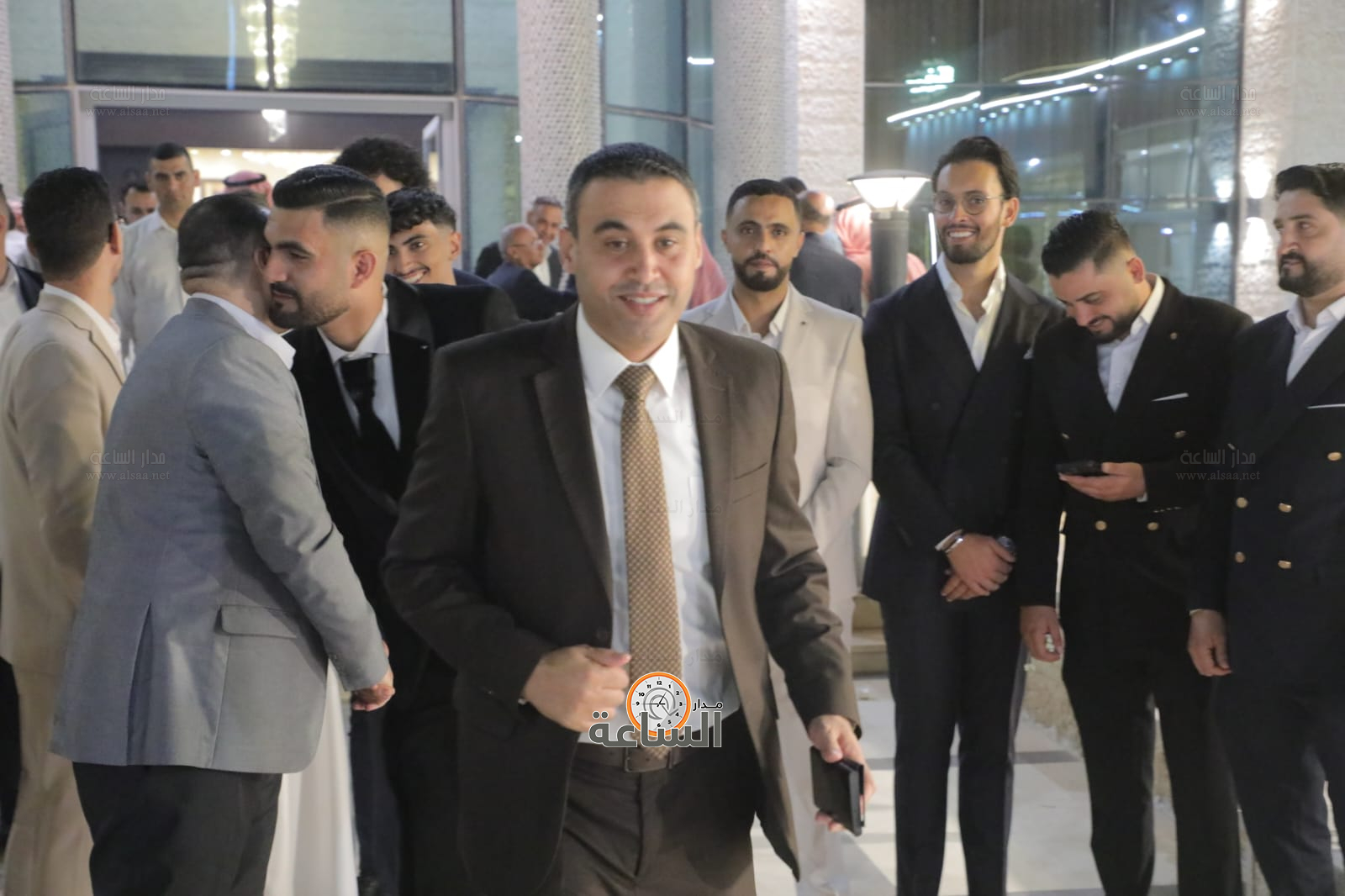 Madar Al-Saa Images 0.7478958072842801