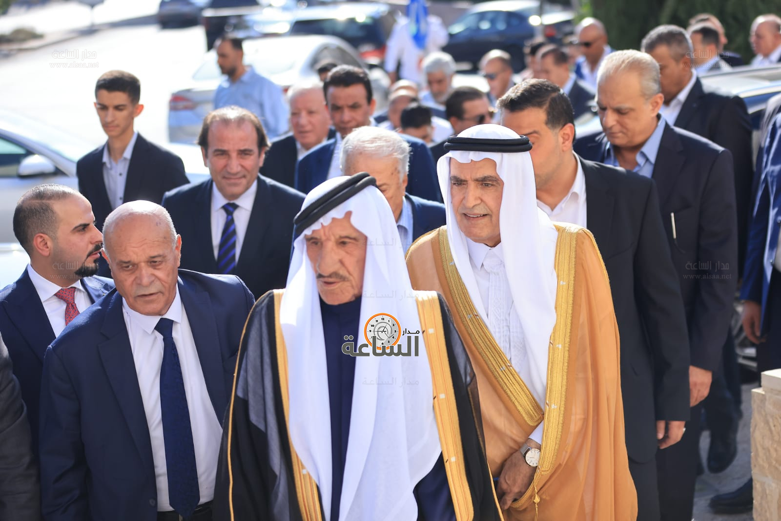 Madar Al-Saa Images 0.43330458075767553