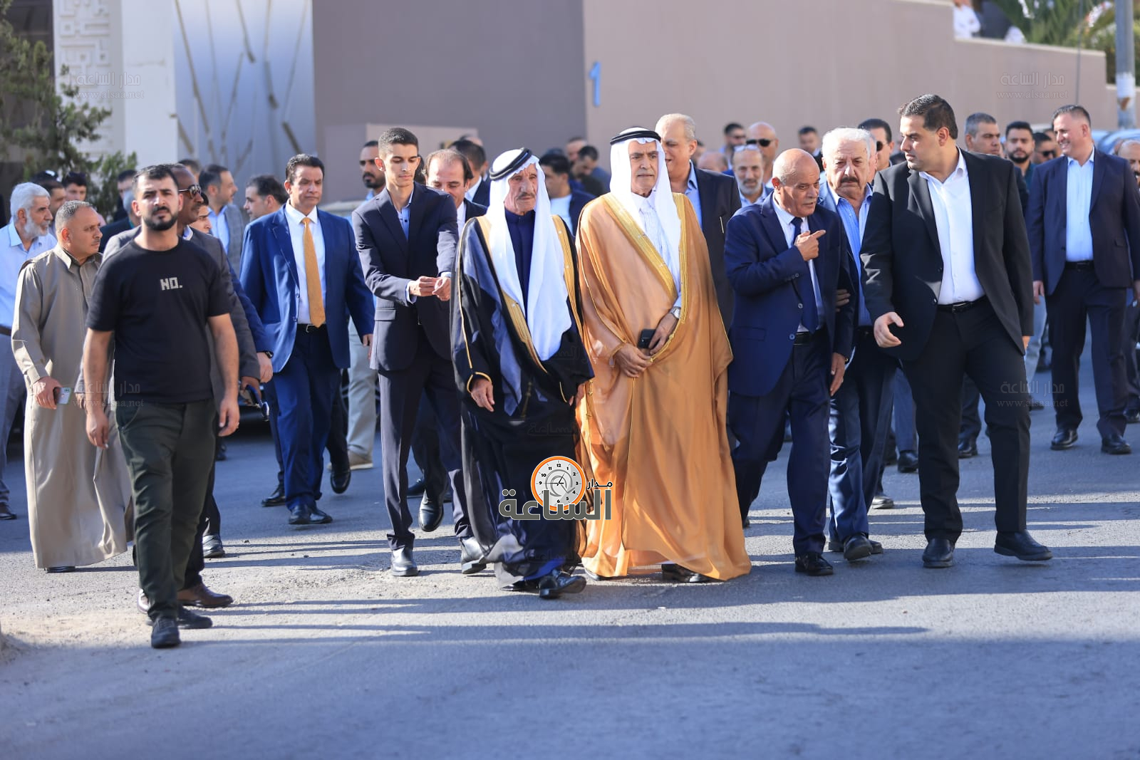 Madar Al-Saa Images 0.8282598687418642