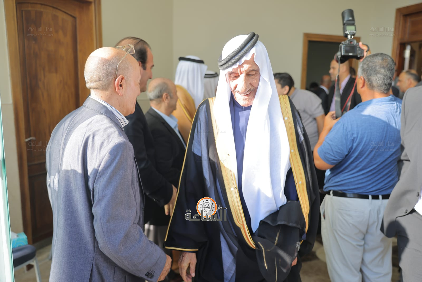 Madar Al-Saa Images 0.10772350417629006