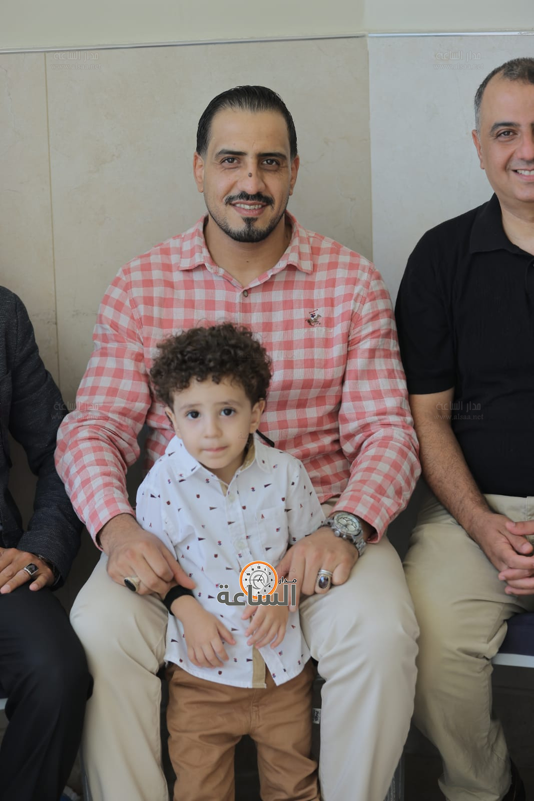 Madar Al-Saa Images 0.17949323024810926