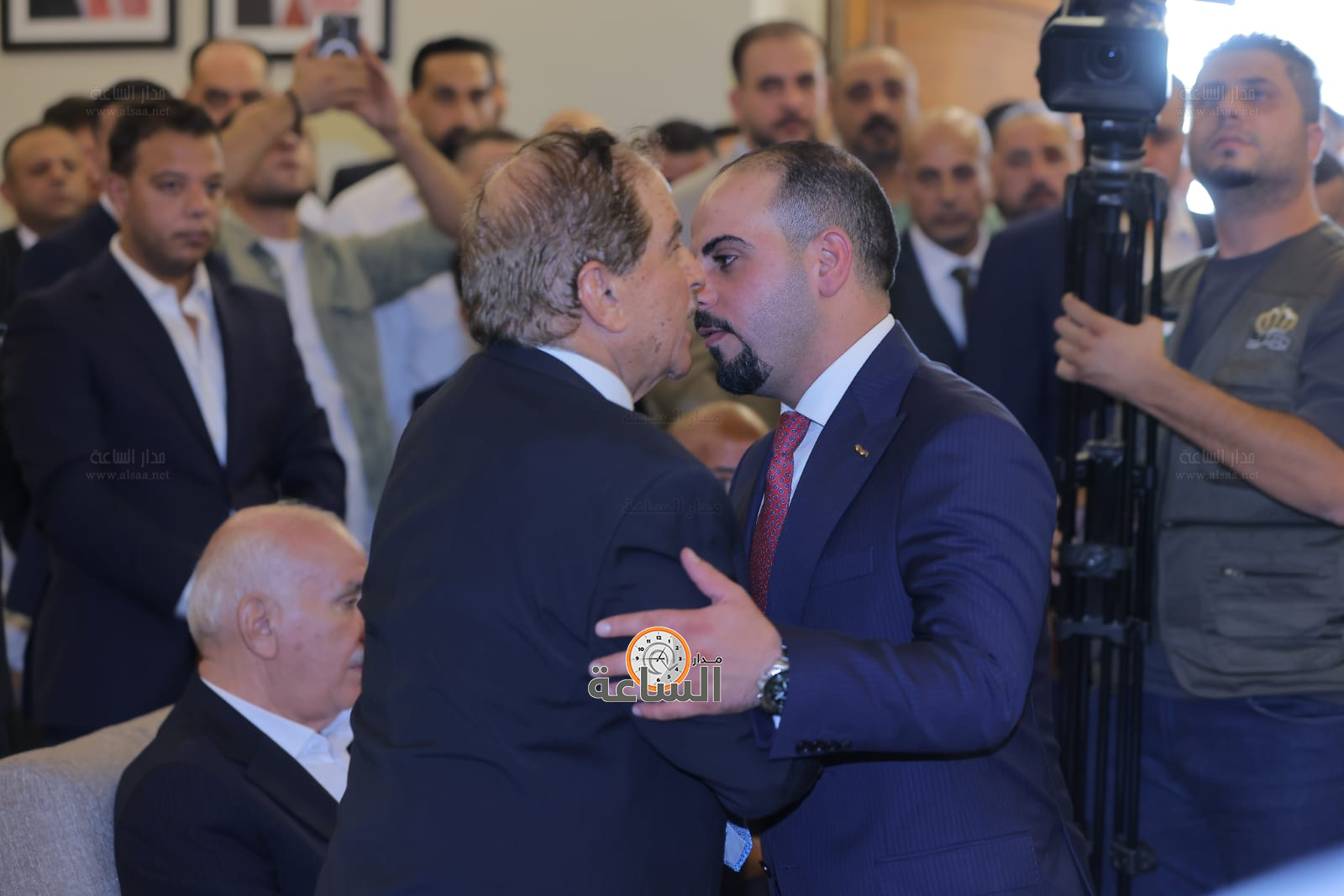 Madar Al-Saa Images 0.7801571195974155