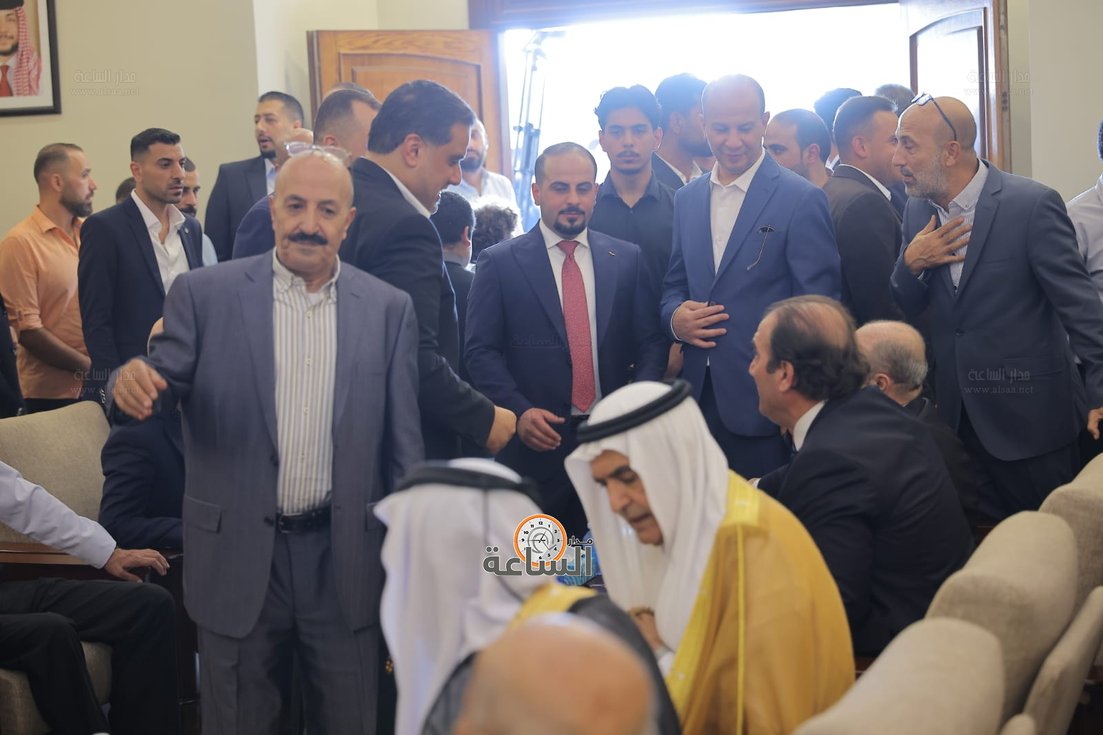 Madar Al-Saa Images 0.5843077656299271