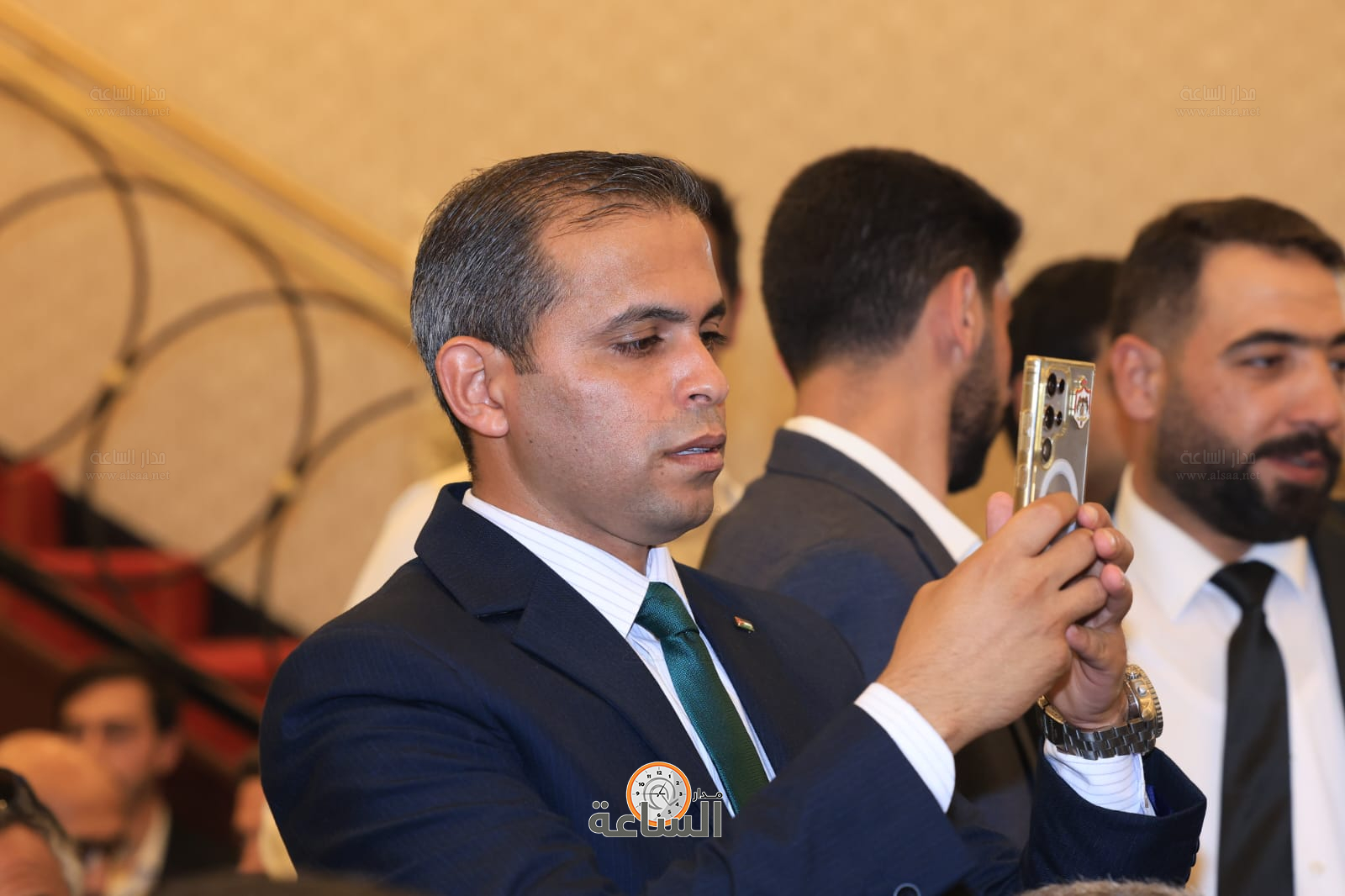 Madar Al-Saa Images 0.2586448462274513