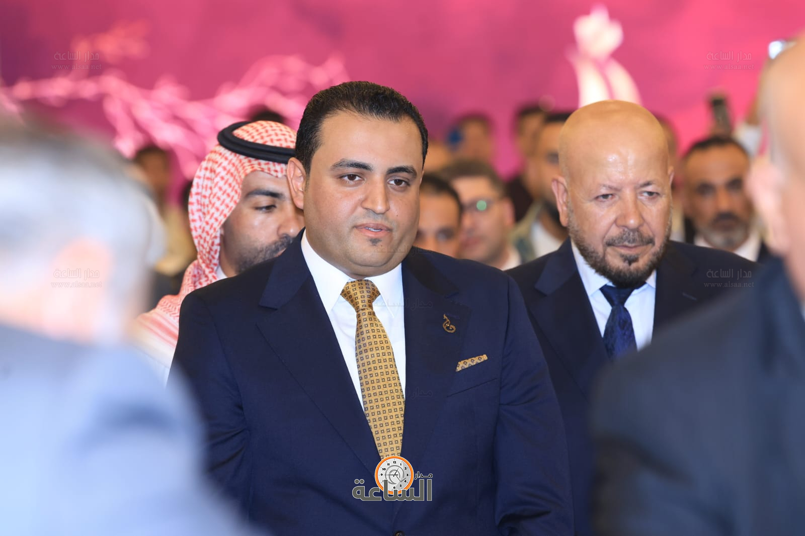 Madar Al-Saa Images 0.6138035686769027