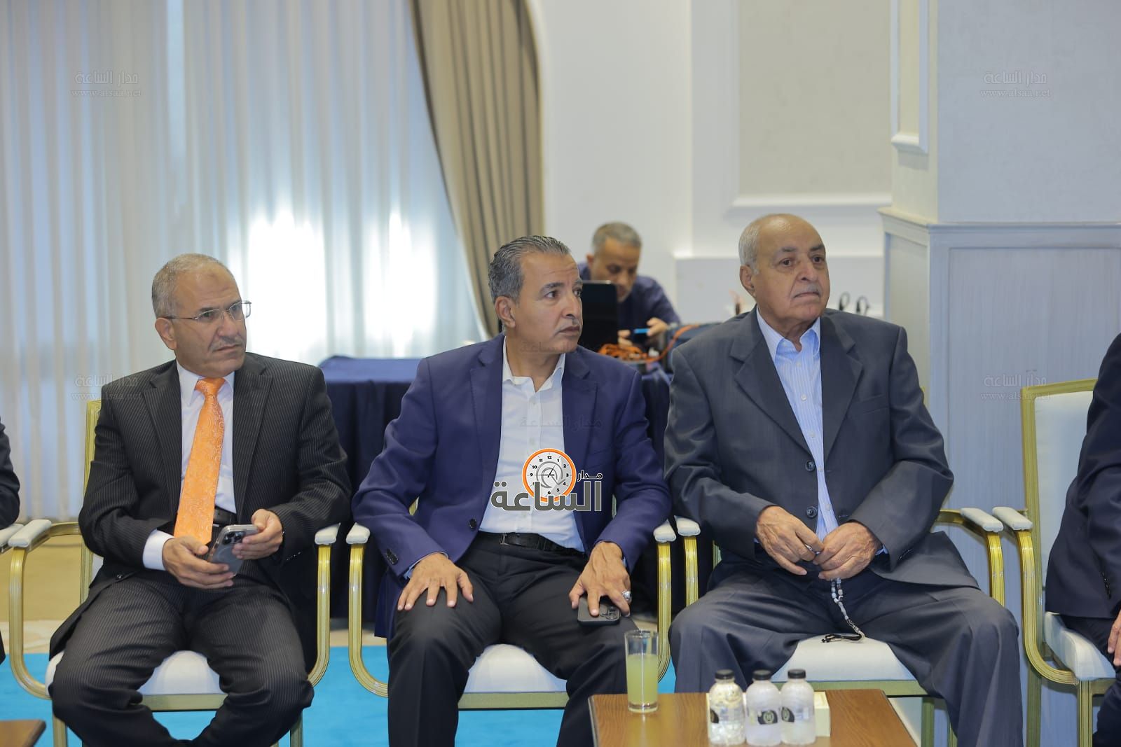 Madar Al-Saa Images 0.48763070618980364