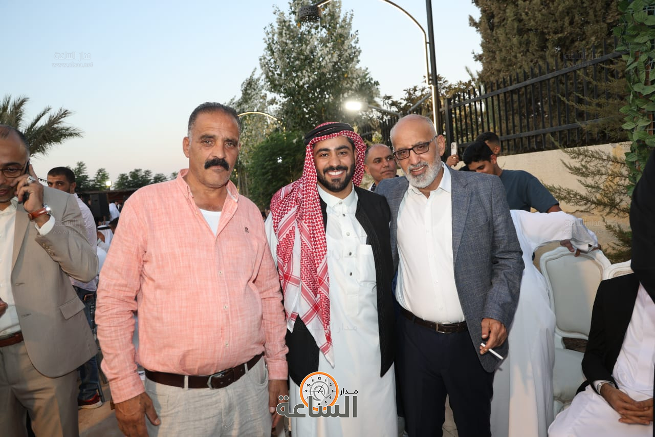 Madar Al-Saa Images 0.3743855759126683