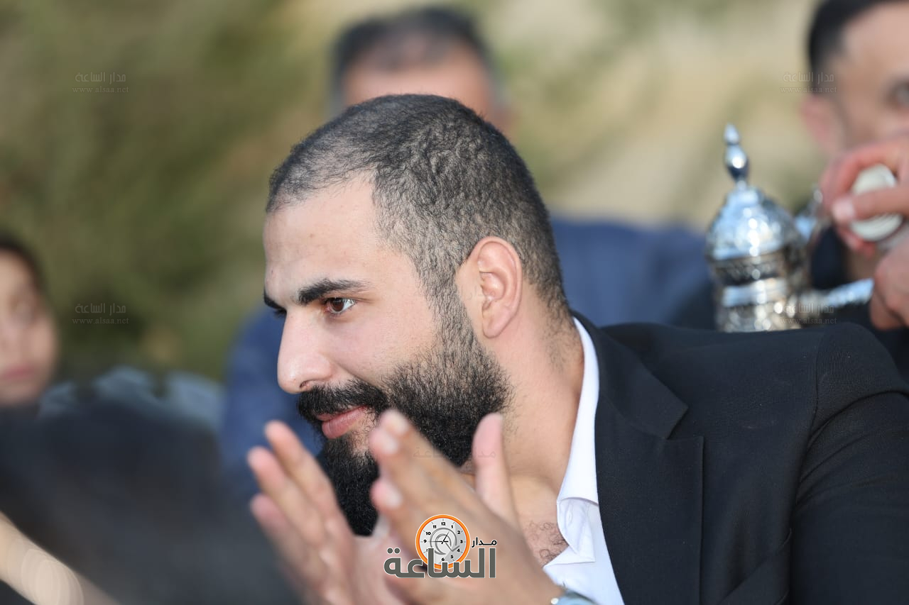 Madar Al-Saa Images 0.3896846760091621