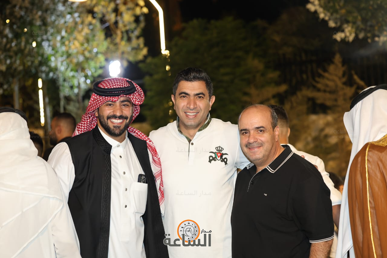 Madar Al-Saa Images 0.0388235174947108