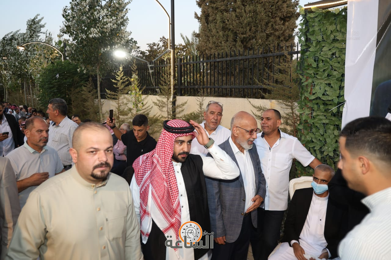 Madar Al-Saa Images 0.8587453205244797