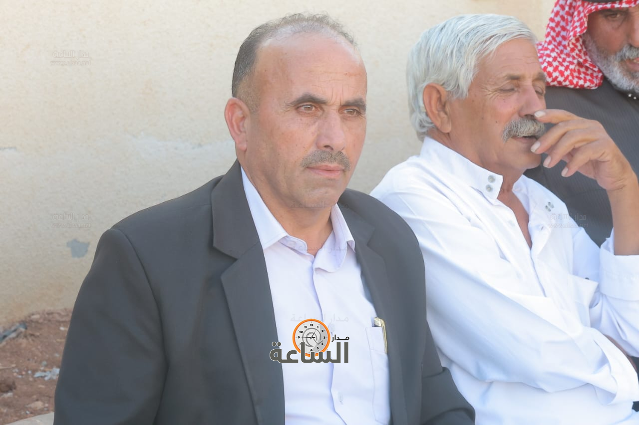 Madar Al-Saa Images 0.4624433668059842