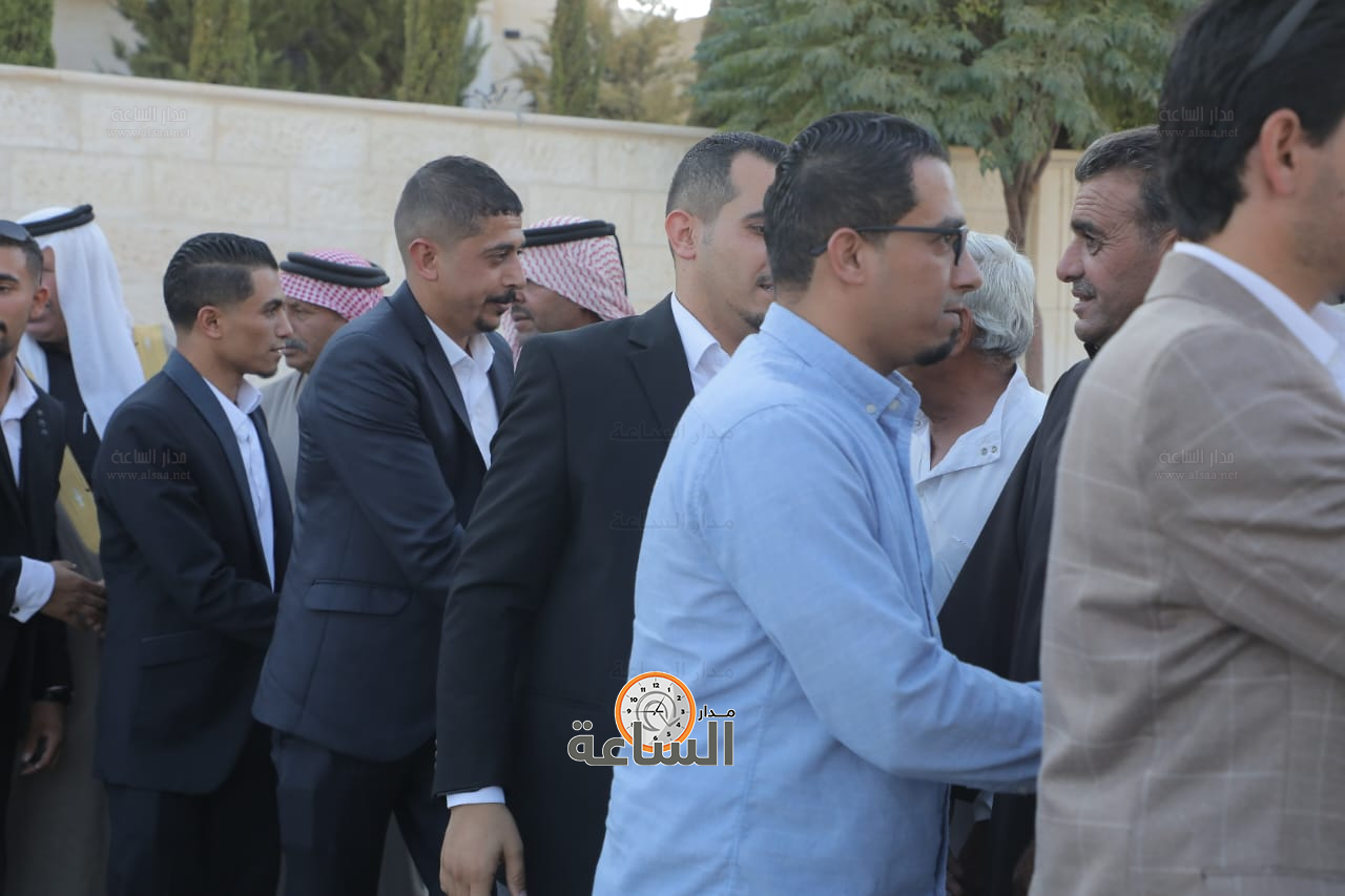 Madar Al-Saa Images 0.717094460700612