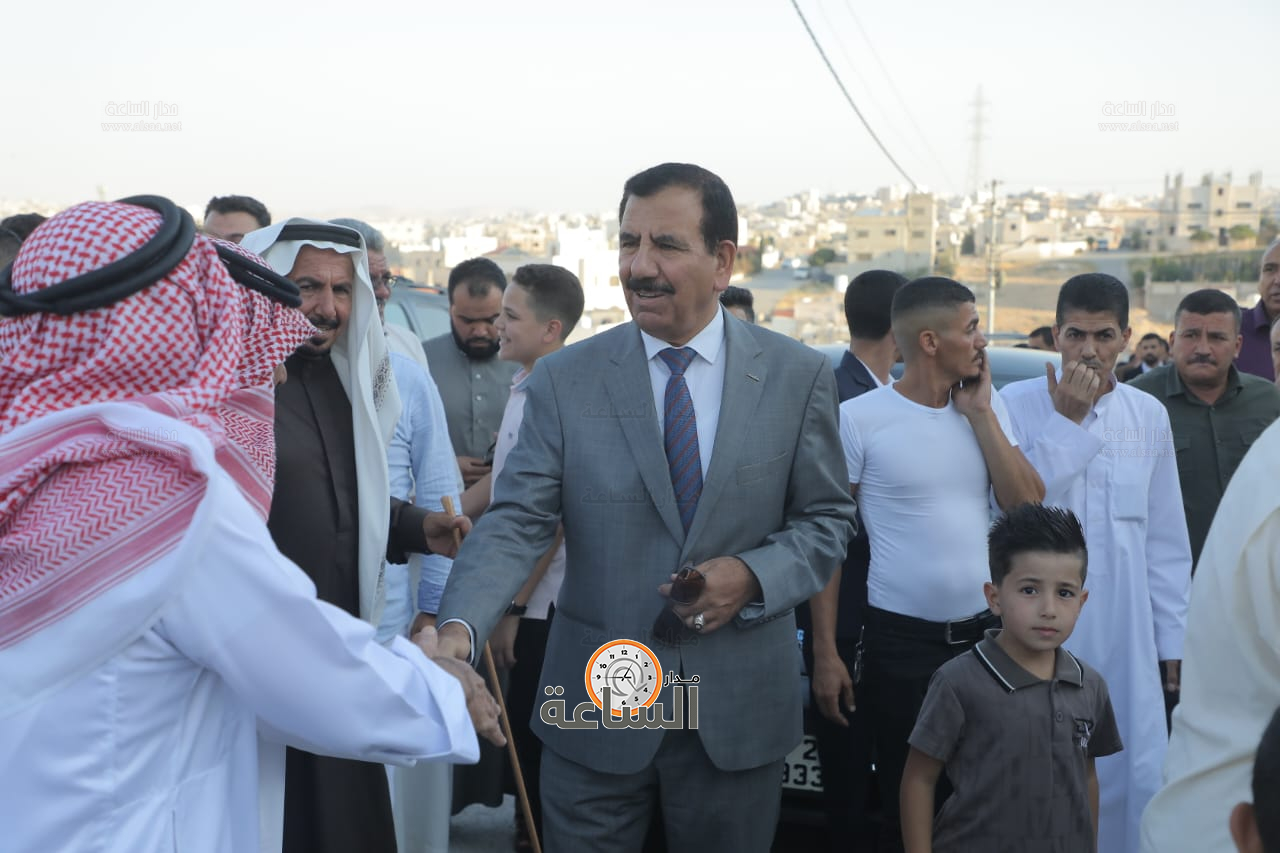 Madar Al-Saa Images 0.4119781408979002