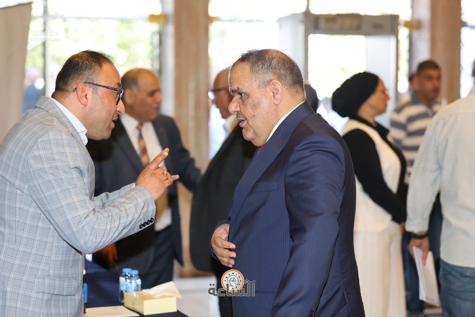 Madar Al-Saa Images 0.8240134602791909