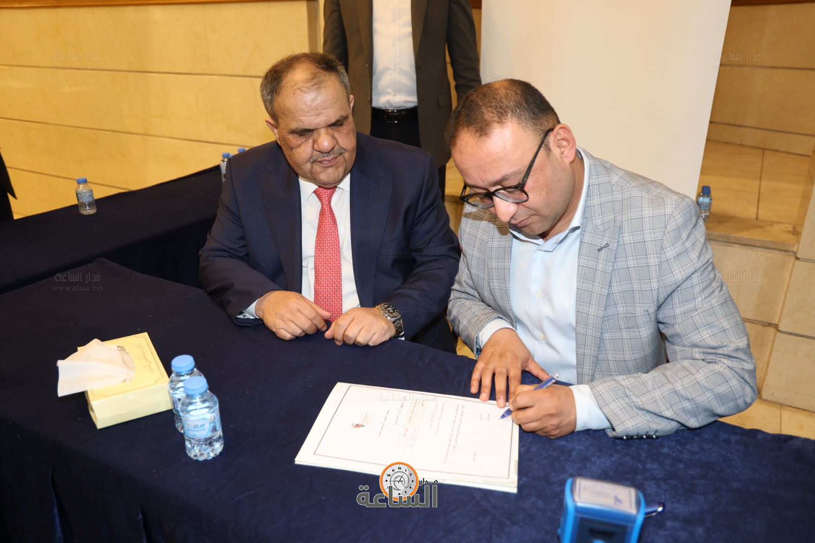 Madar Al-Saa Images 0.17321182223630338