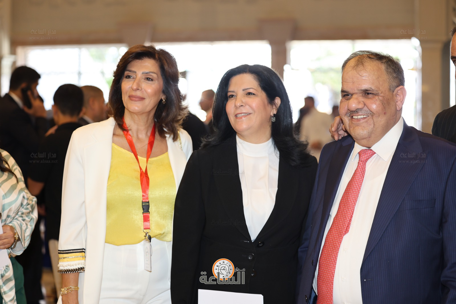 Madar Al-Saa Images 0.8750758654073124