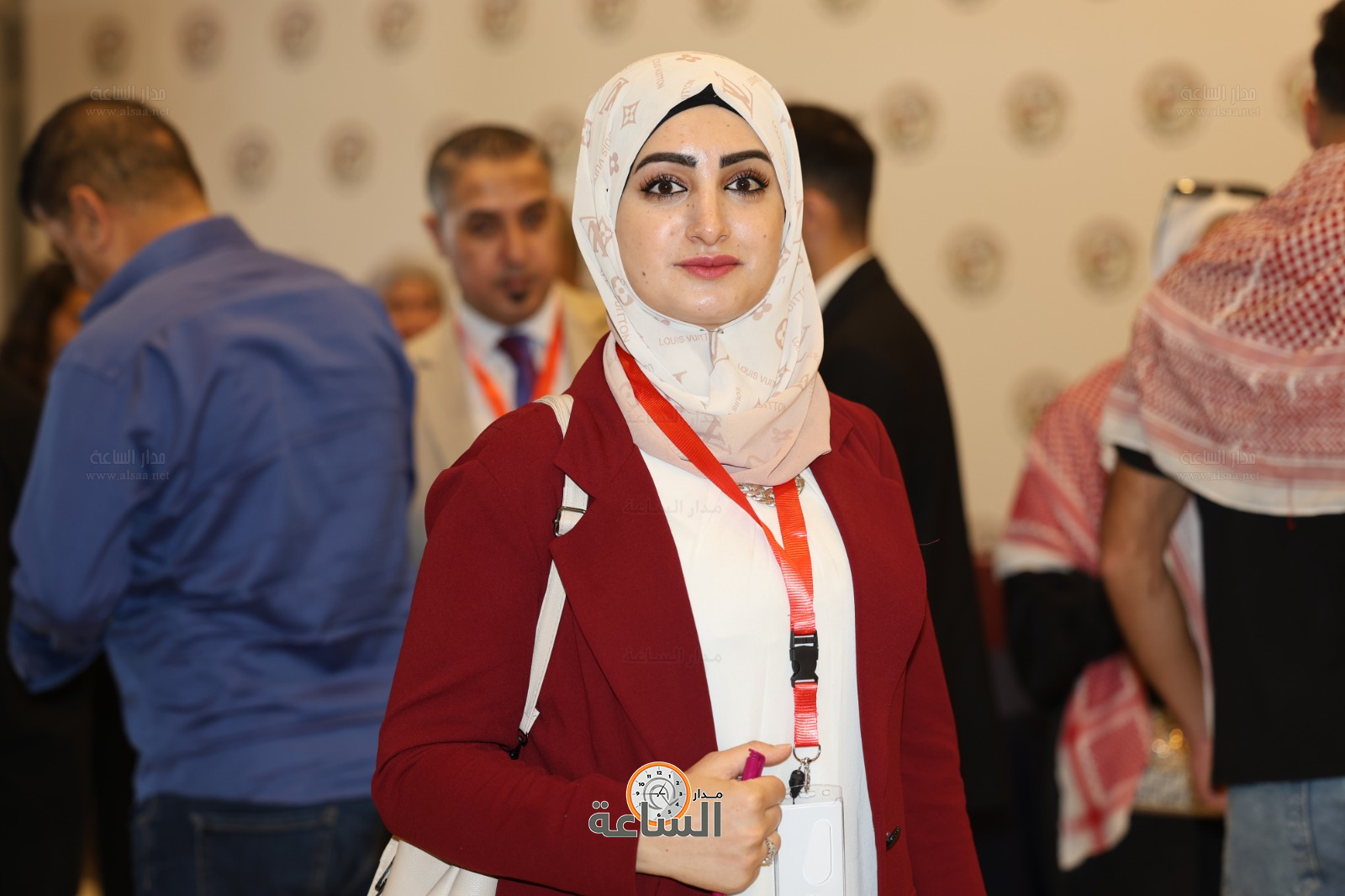 Madar Al-Saa Images 0.7856919186139055