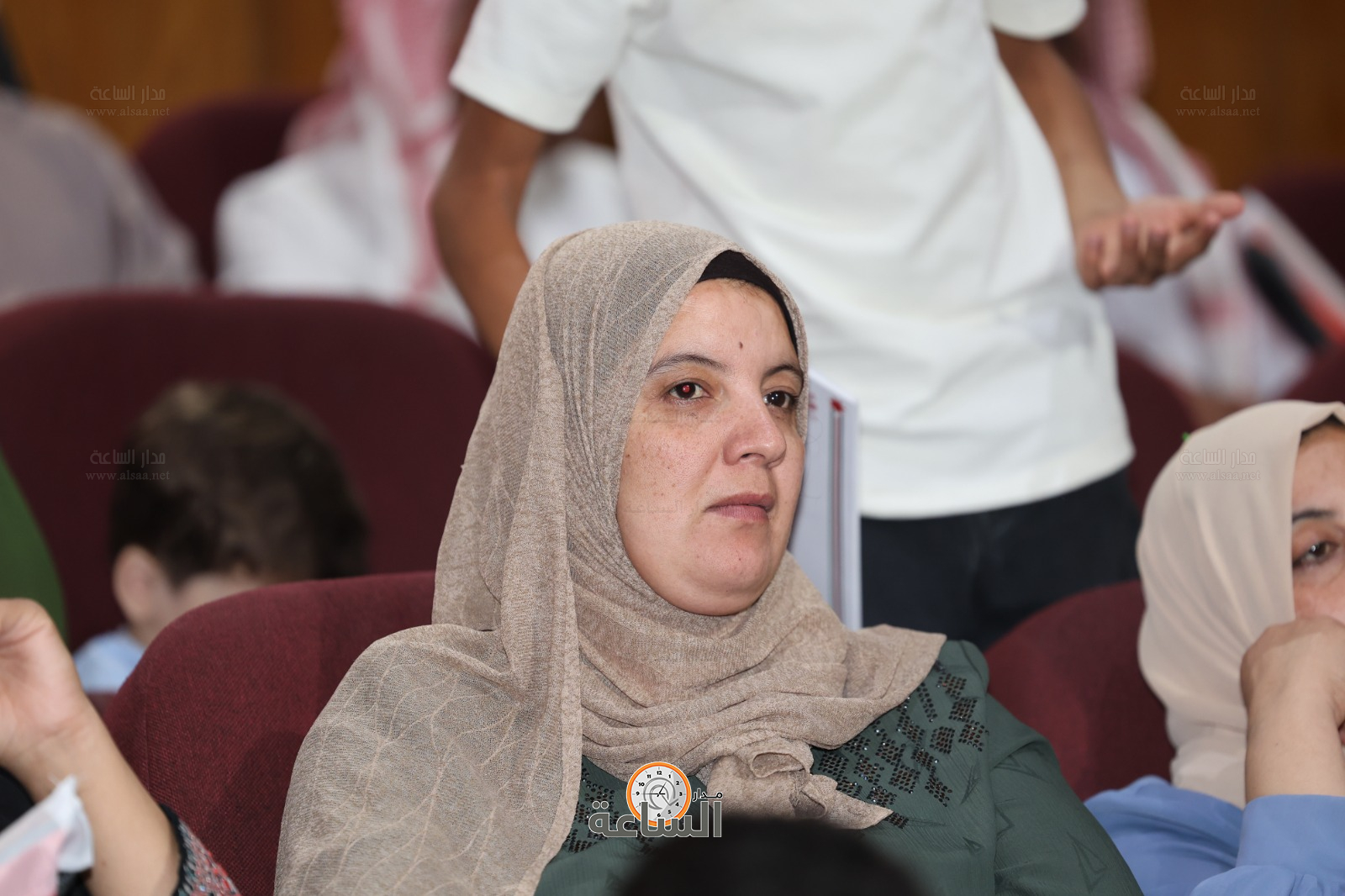 Madar Al-Saa Images 0.9150207541423736