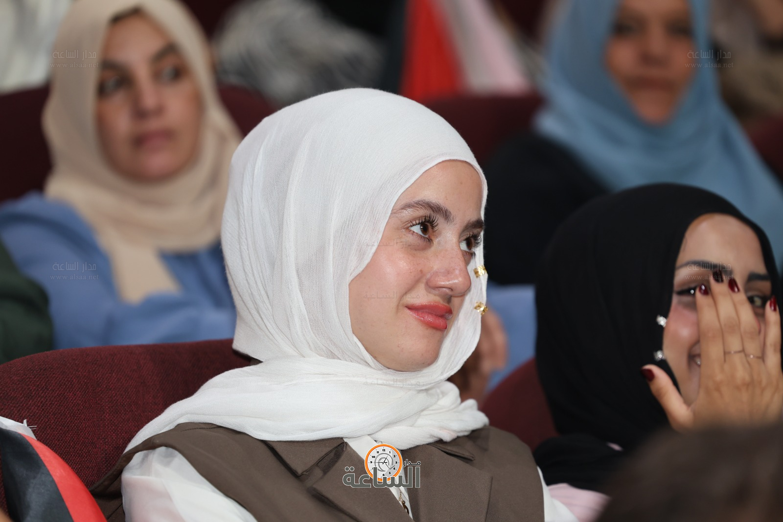 Madar Al-Saa Images 0.8174006761237225