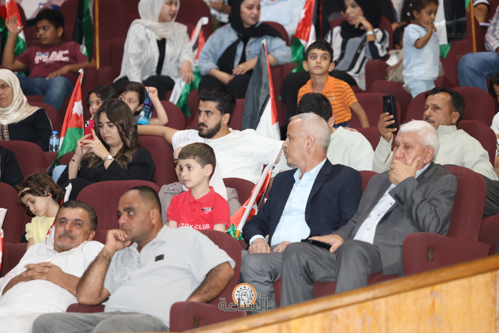 Madar Al-Saa Images 0.20948307527864318