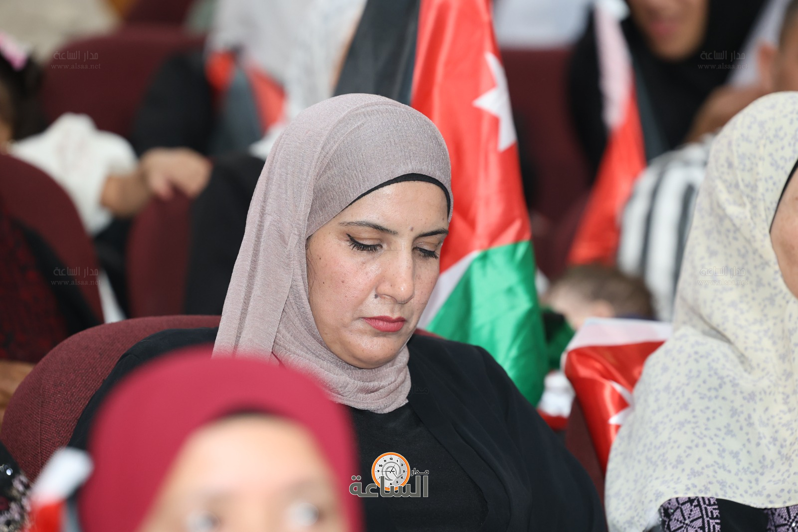 Madar Al-Saa Images 0.13713565115522952