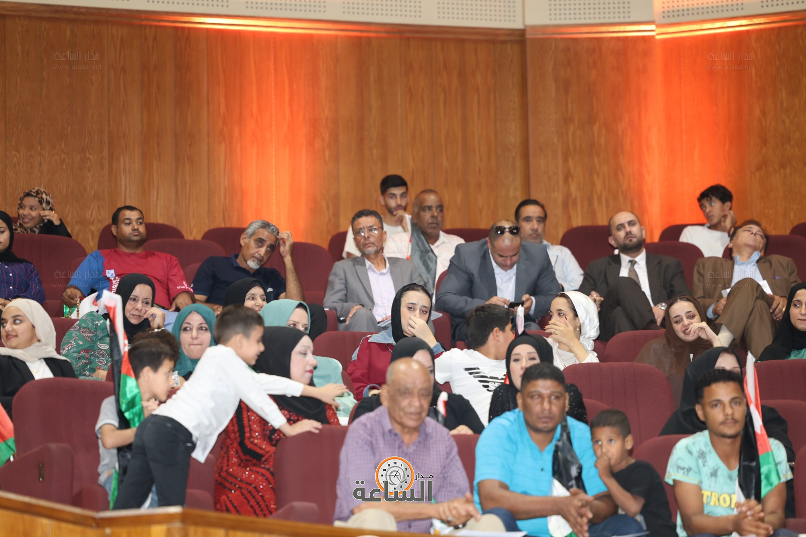 Madar Al-Saa Images 0.6063677226385441