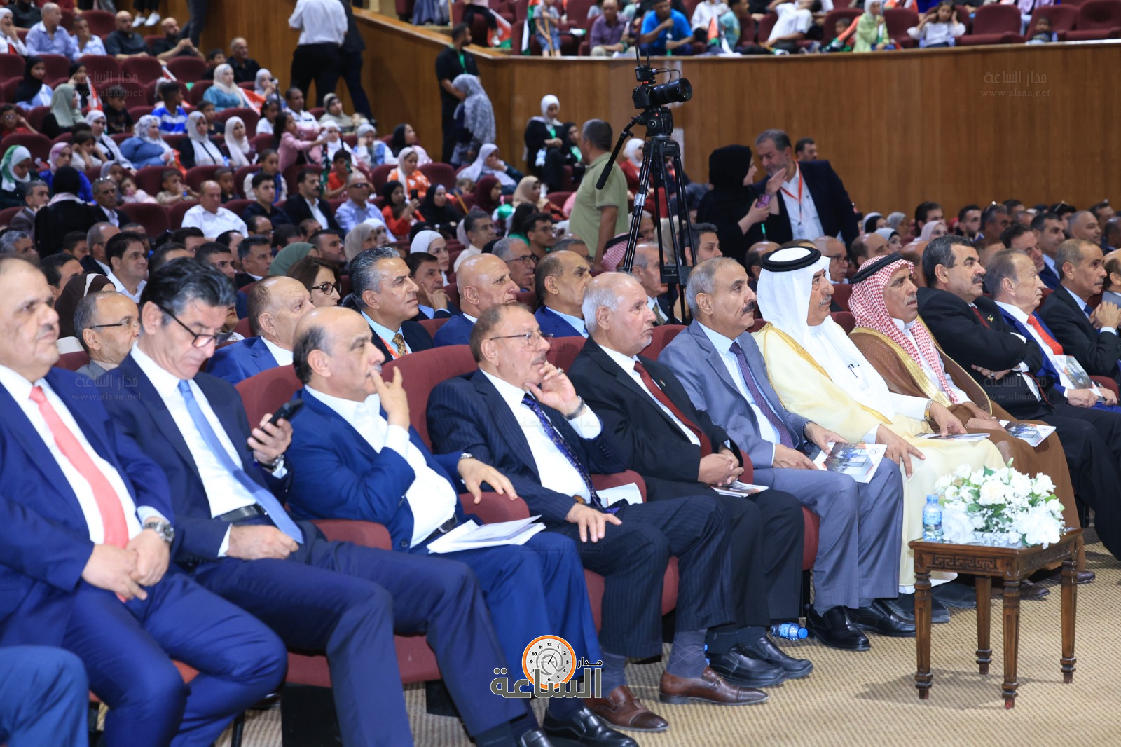 Madar Al-Saa Images 0.3519046793994631