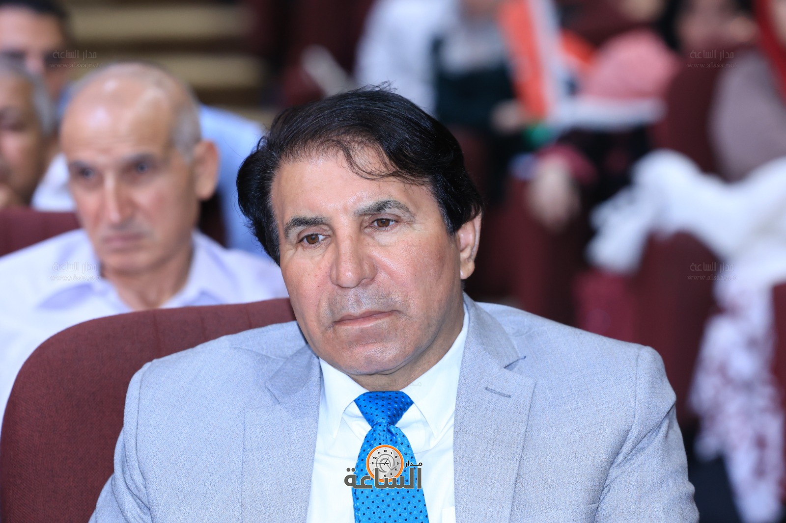 Madar Al-Saa Images 0.8405150760371827