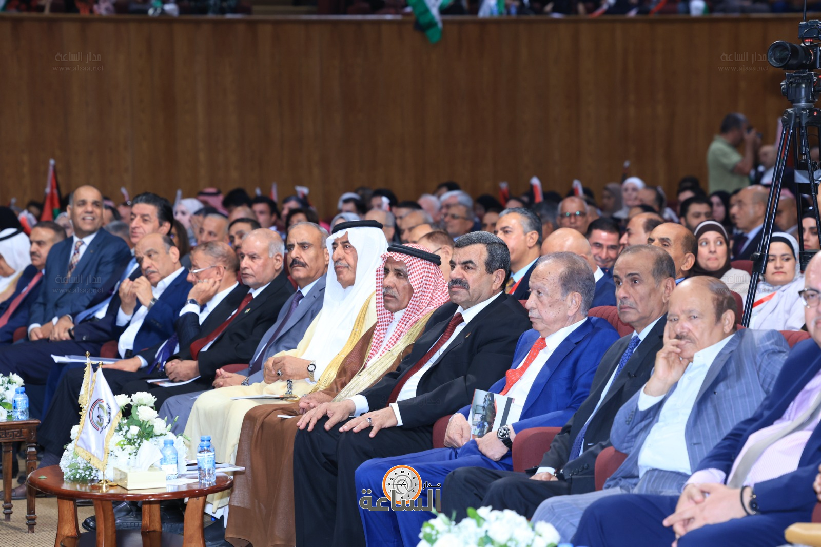 Madar Al-Saa Images 0.38411917459386147