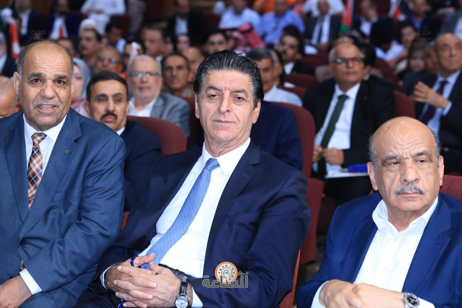 Madar Al-Saa Images 0.4831229233549861