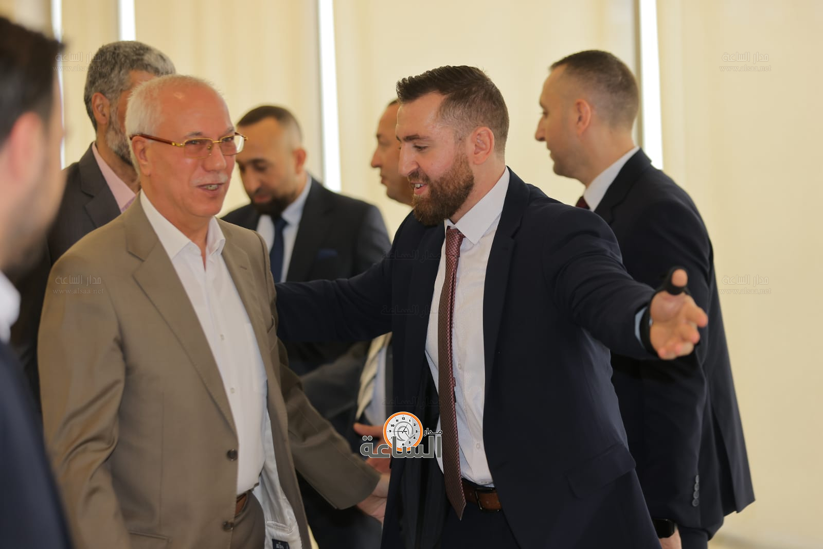 Madar Al-Saa Images 0.12969907165238015