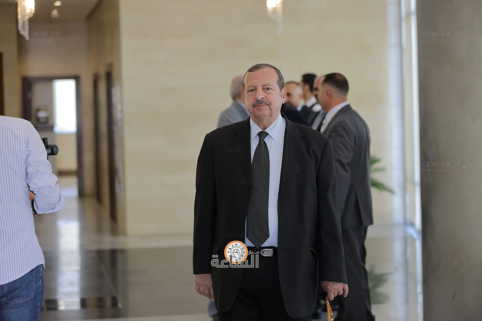 Madar Al-Saa Images 0.4108585010483701