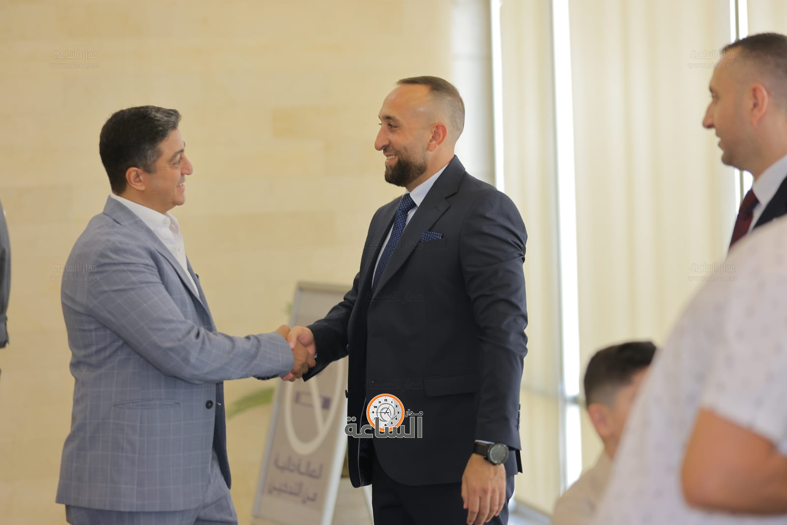 Madar Al-Saa Images 0.04284050246426874