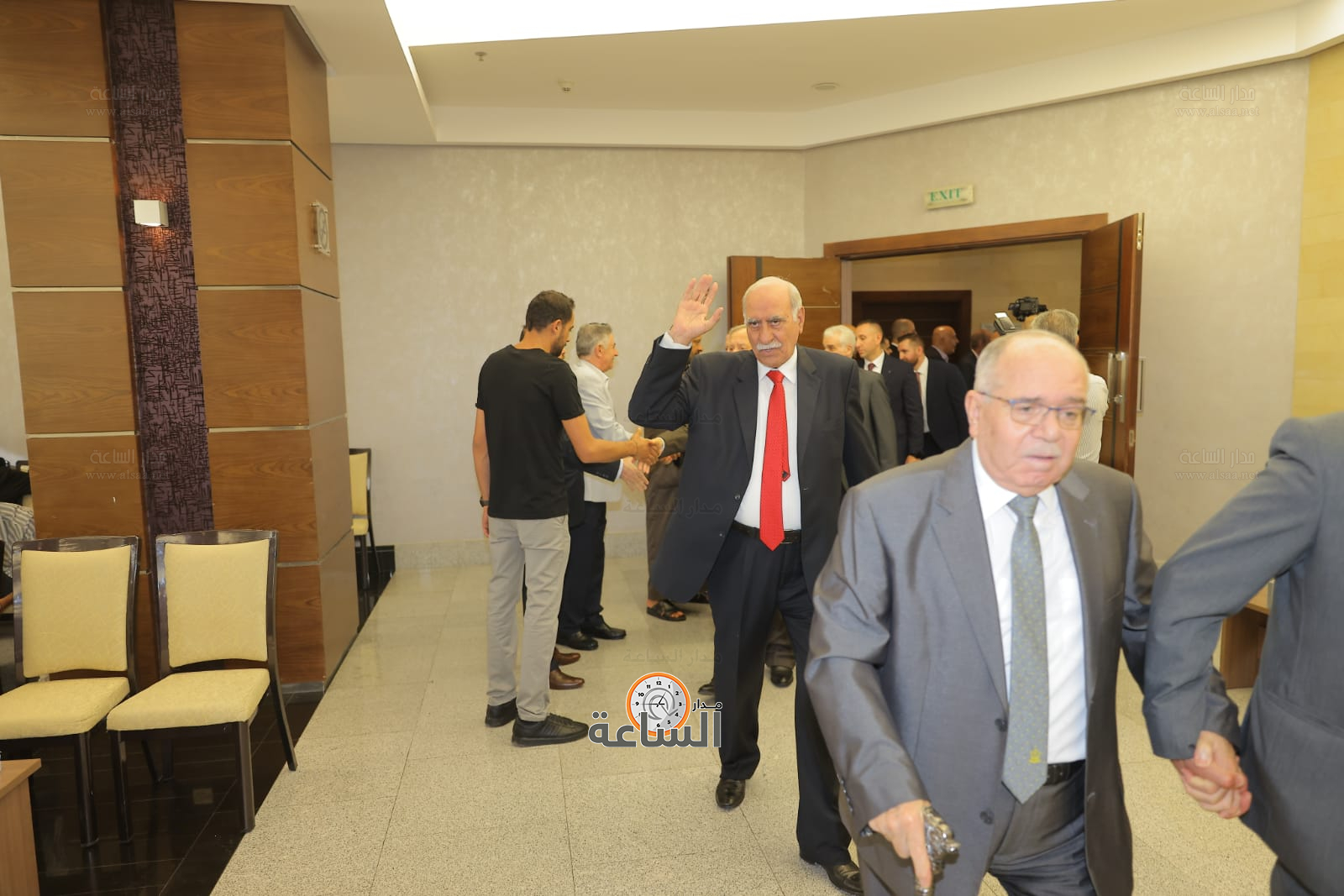 Madar Al-Saa Images 0.543464899033322