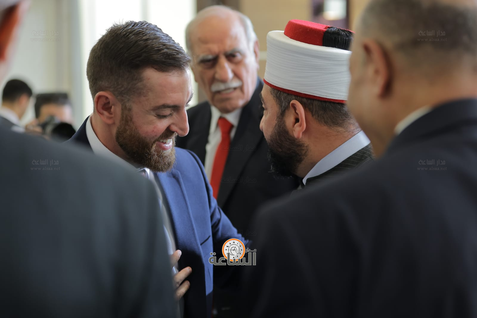 Madar Al-Saa Images 0.435893854178401