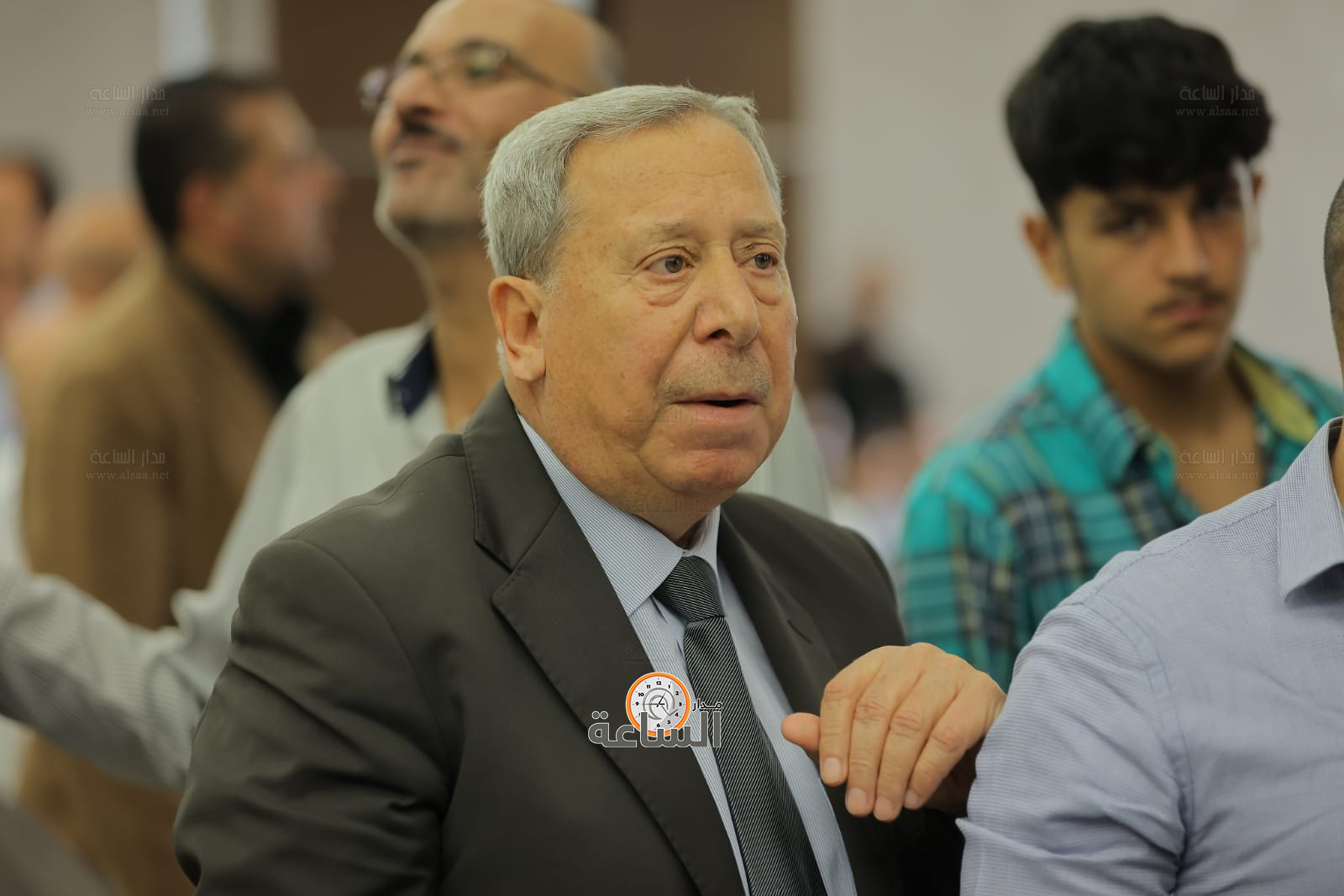 Madar Al-Saa Images 0.546212660957091